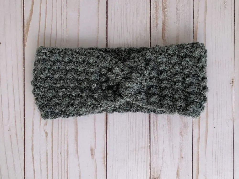 Pearl Headband – Free Crochet Pattern