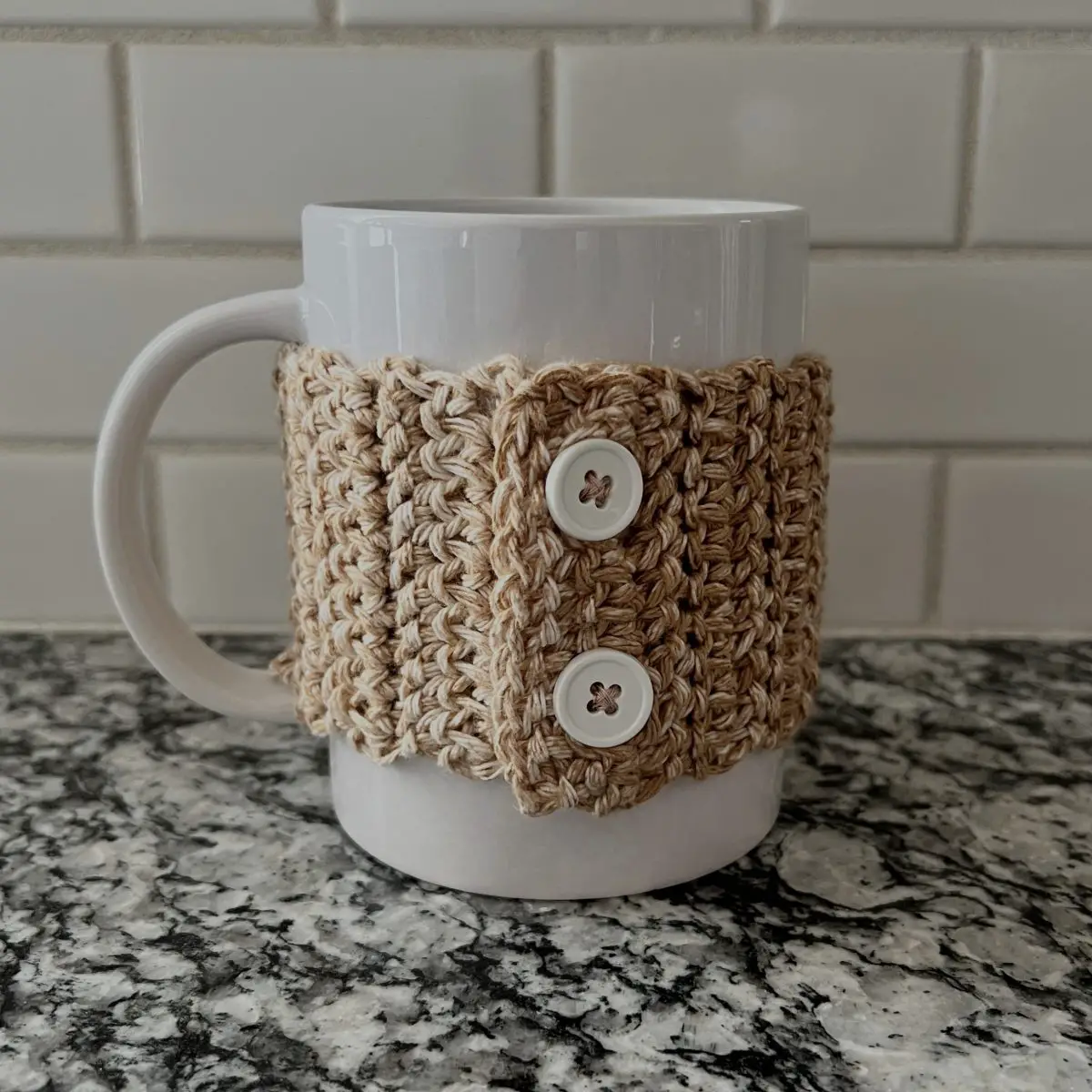 Toasted Marshmallow Mug Cozy – Free Crochet Pattern